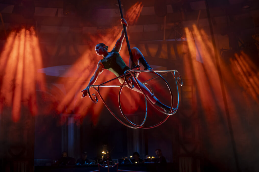 impulzivmagazin.hu – A cirkusz, ahol a mese életre kel – Holle anyó beköltözött a Fővárosi Nagycirkuszba