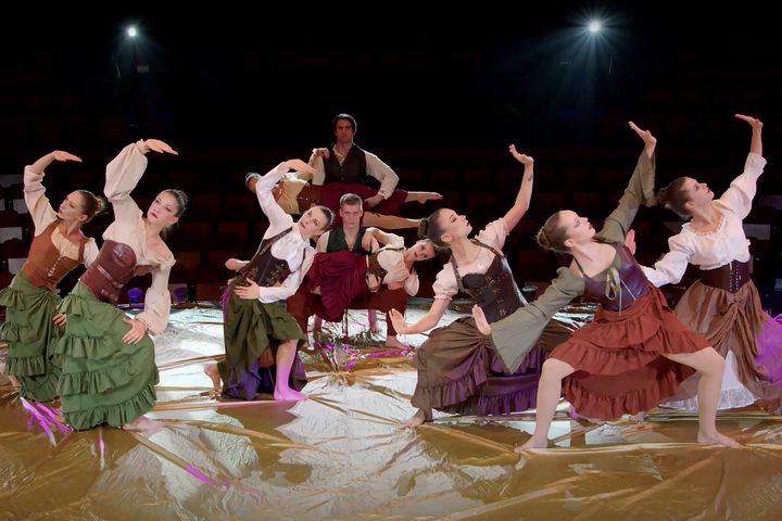 magyarhirlap.hu – Holle anyó a Nagycirkuszban