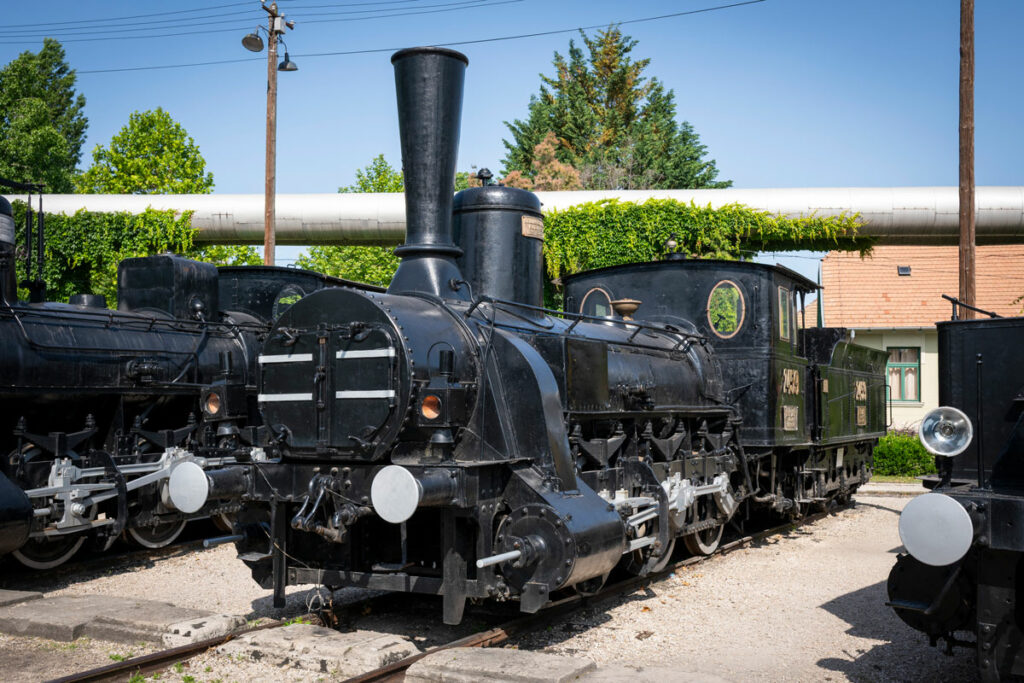 A 2459 pályaszámú gőzmozdony a Magyar Vasúttörténeti Parkban 2025 nyarán. Forrás: Magyar Műszaki és Közlekedési Múzeum / Szikora Zsombor (SZZ_7520)